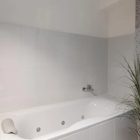 Διαμέρισμα Couple-inn 2 Quality Hot Tab *